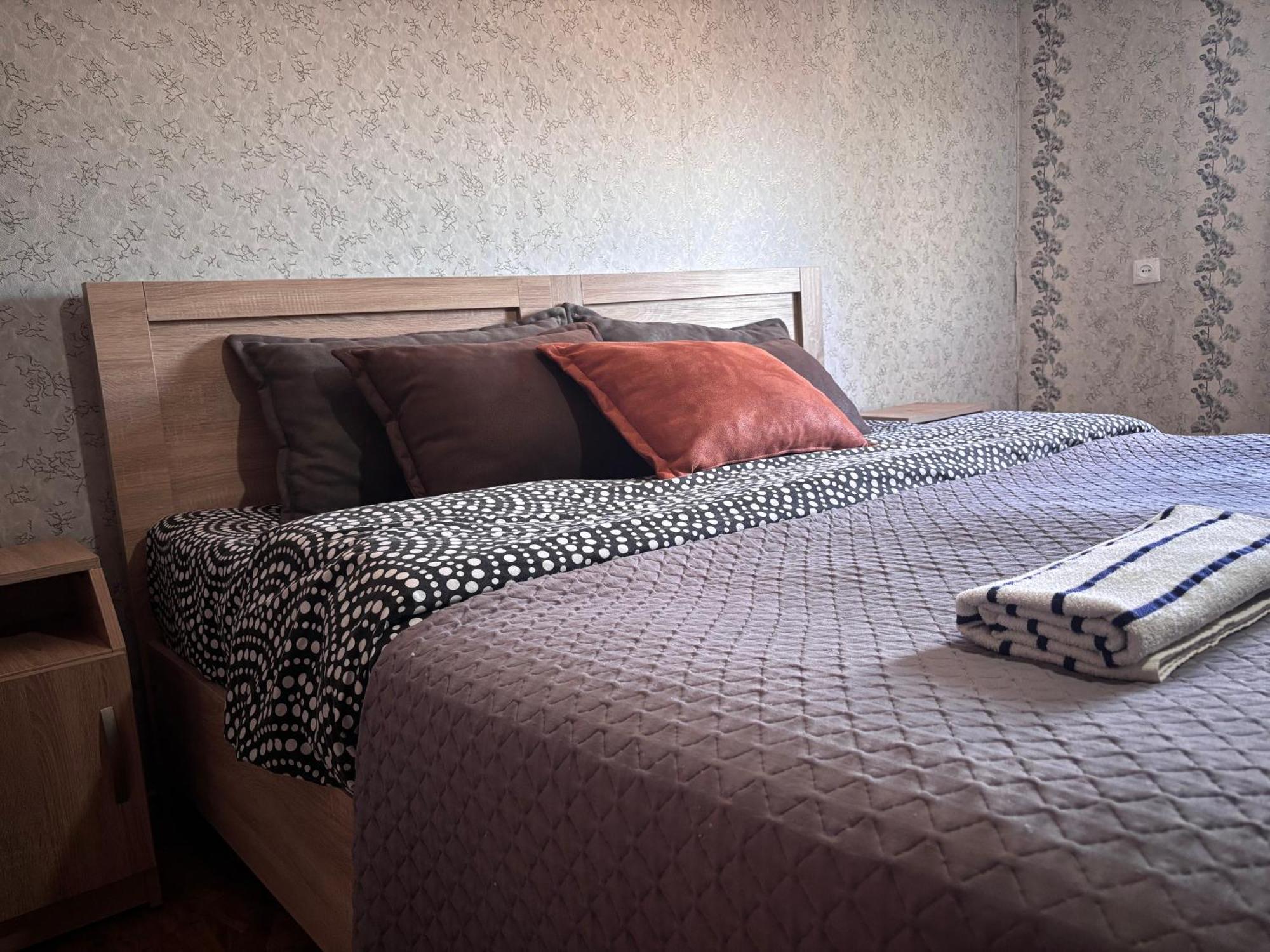 Guest House Katerina Kutaisi Eksteriør billede